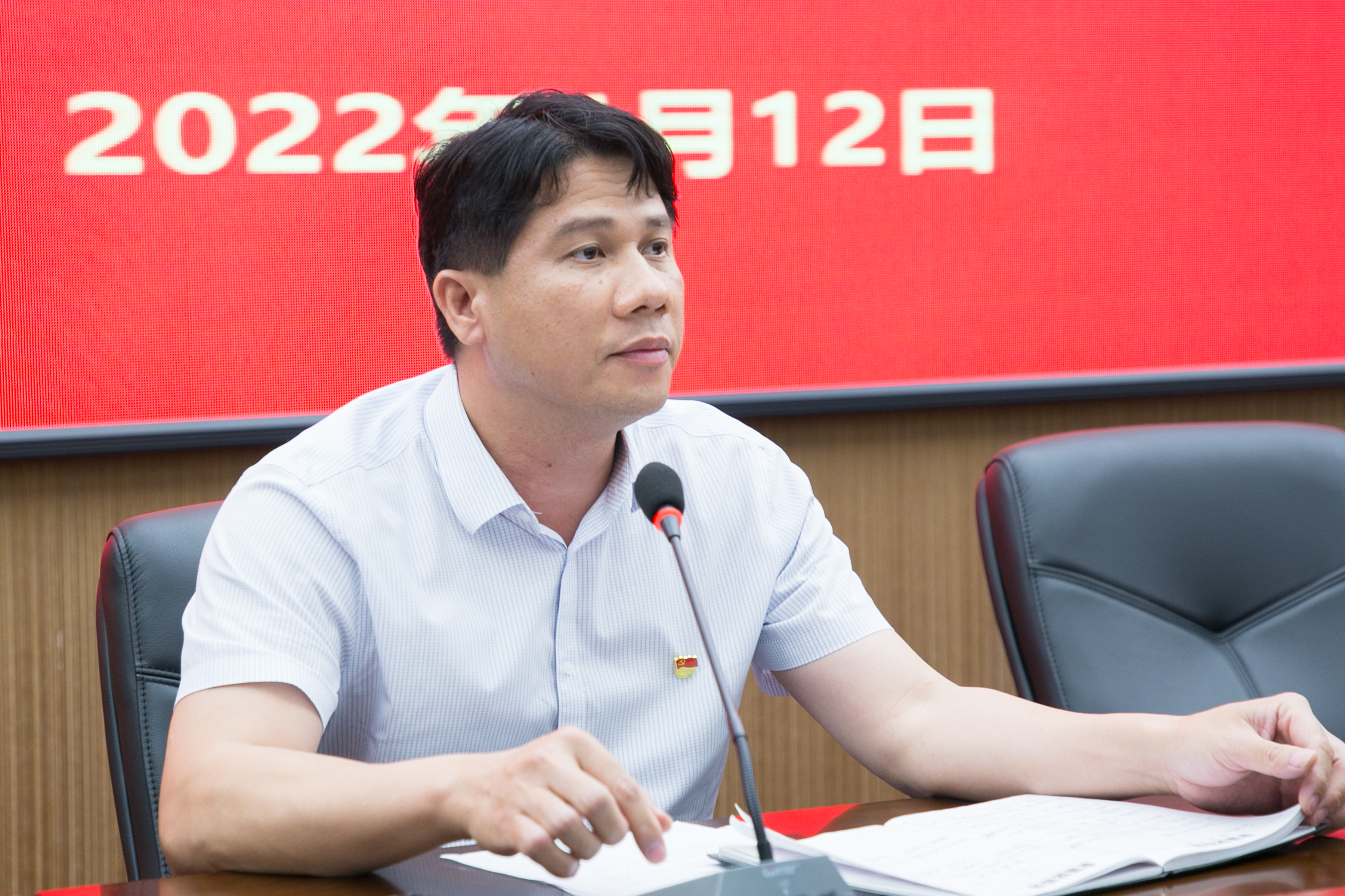 4、横州市人民医院党委书记、副院长姜立双讲话.jpg 4、横州市人民医院党委书记、副院长姜立双讲话.jpg